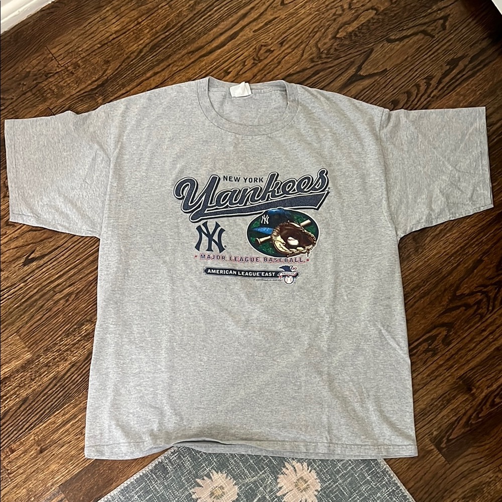 2002 New York Yankees Gray T-Shirt